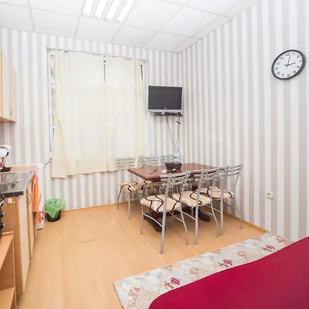شقة Downtown - 2 Separate - Relax - Up To 6 Guests Max