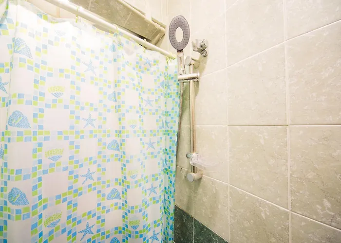 Summer Downtown - Compact Basic Flat - 1st Floor Апартамент