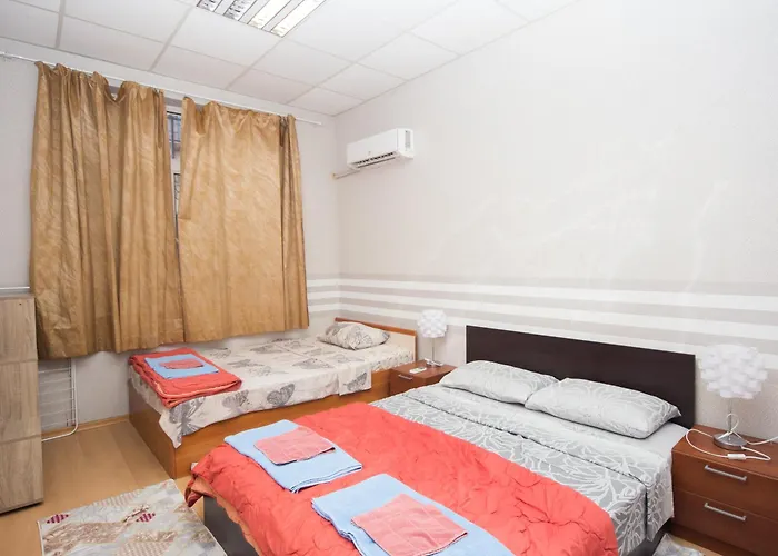 Summer Downtown - Compact Basic Flat - 1st Floor Бургас