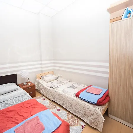 Downtown - 2 Separate - Relax - Up To 6 Guests Max Apartment Burgas